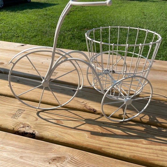 Other - White Metal Bicycle Planter
